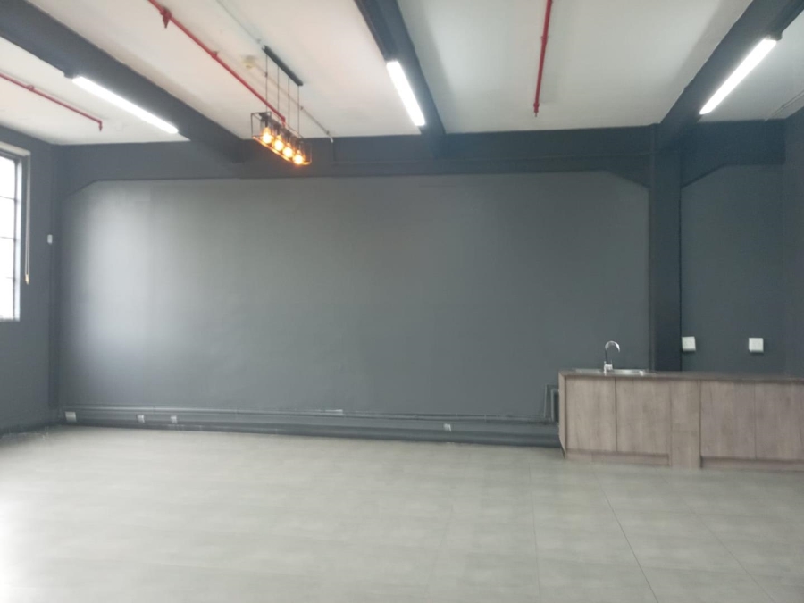 To Let Commercial Property for Rent in Woodstock Western Cape